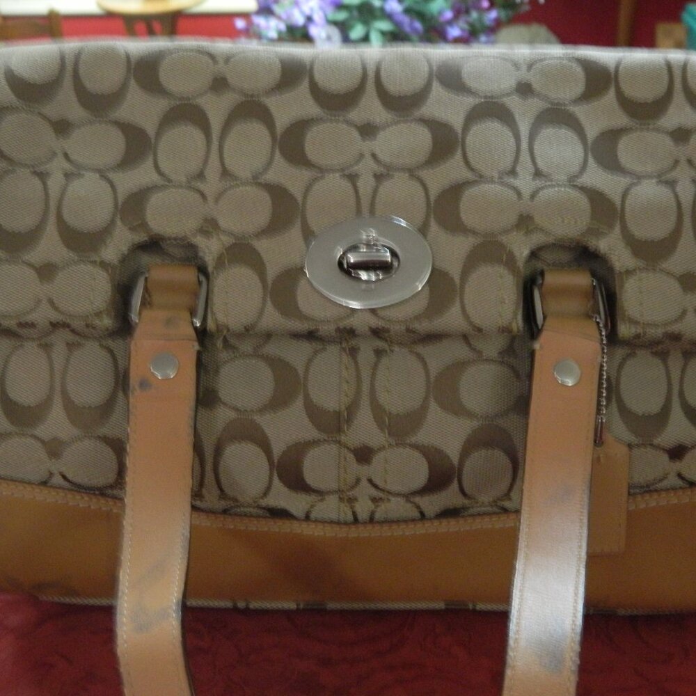 Coach purse